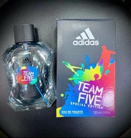 ❤️ADIDAS 極限挑戰男性淡香水(100ml) 前 味：羅勒、葡萄柚、橘子 中 味：薰衣草、杉柏、愈創木 後 味：陵香豆、廣藿香   💛ADIDAS 青春活力男性淡香水(100ml) 前味:薄荷、