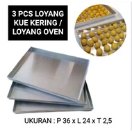 3 PCS OVEN PANS ALUMINUM CAKE PANS SIZE 24 x 36CM HEIGHT 2.5CM