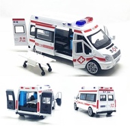 Metal ambulance toy with sound and lights, 1:32 scale