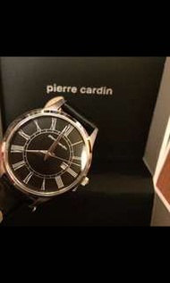 Pierre Cardin女裝黑色皮帶手錶(For Woman)