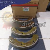 Brake Shoe Rear Brake Pads Triton Pajero Sport 4600A106 4600A122 -soniacos