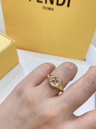 Fendi 鑲鑽戒指