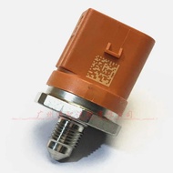 0261545051 06J906051D Fuel Pressure Sensor Fuel Track Sensor