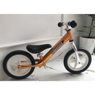 Speedys Balance Scooter Yellow - White Rim