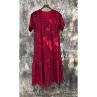 Red v-neck dress size M,L 017