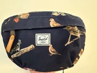 Herschel Supply Co. 鳥類印花腰包