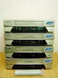 【小劉二手家電】內部少用的SAMPO VHS放影機,VC-1150型,支援三倍錄影的影帶播放,送聲音分接頭,含萬用遙控器