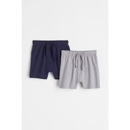 2 boys' shorts Hm UK/US