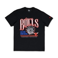 New Era เสื้อยืดแขนสั้นรุ่น Chicago Bulls Nba Infill Black Short Sleeve T-Shirt
