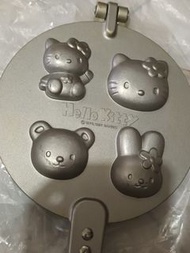 Hello Kitty 卡通造型人型燒 鬆餅烤盤 雞蛋仔 雞蛋糕 日本製造 made in Japan 絕版 sanrio 1976 1997 新舊同圖