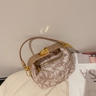 Lyn กระเป๋าใส่กล่องอาหารสำหรับคนประเทศไทยกระเป๋าผู้หญิงแบรนด์ยอดนิยมแบบใหม่กระเป๋าสะพายไหล่สะพายข้าง