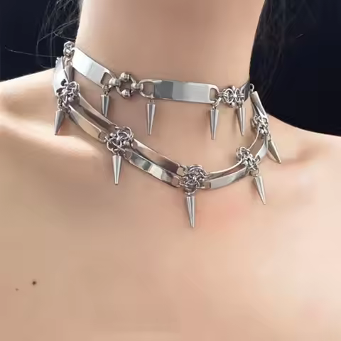 Punk Jewelry Metal Sequin Rivet Necklace Korean Fashion Cool Pendant Necklace for Women Grunge Acces