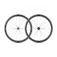 Reynolds ATR X 700C Carbon Gravel Disc Wheelset | The 24 steel spokes also add to the smooth ride quality