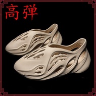 New Summer Beach Foam Hole Shoes Yezzy Runner Coconut Holes Shoes Men & Women Breathable Sandals Uni