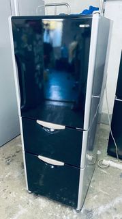 日立 Hitachi 迷你三門雪櫃 🐾 R-26 150cm高 珍珠黑 100%正常 九成新以上++全港包送貨及安裝 -- 二手雪櫃 // 二手電器* 電器 **冰箱 ** 家電 * 雪櫃 * 家居用