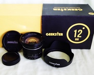 Geekster 12mm f2.8 for OLYMPUS / PANASONIC เลนส์มือหมุน Ultra Wide Angle ระยะ 12mm f2.8 ชิ้นแก้วคุณภ
