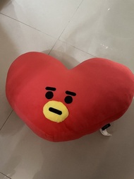 BT21 TATA Heart Shaped Plush Pillow  BT21 Tata王子抱枕