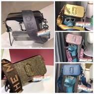 [美國代購正品Marc Jacobs]100%NEW & Authentic MJ 斜揹包 烤漆面 相機包 🎁附吊牌 正品序號 原裝整套 限量送防塵袋 送禮首選🎁