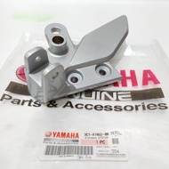 Original Yamaha Vixion Old Front Right Footstep Step Bracket Holder 3C1-F7462-00