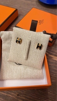 Hermes Pop H 黑金耳環