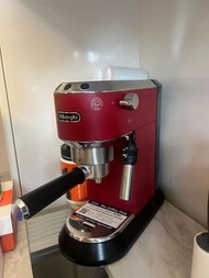 DELONGHI EC685 半自動咖啡機