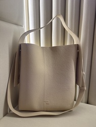 Songmont - Beige Large Drippy Tote Bag 👜