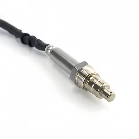 5801754014 5WK96775A 5WK9 6775A 24V Nitrogen Oxygen Sensor 24V For IVECO Trucks Buses Diesel Exhaust