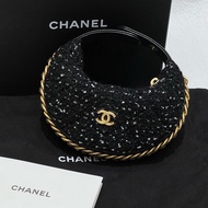 ✨99新Chanel/香奈兒25A高級手工坊系列mini呼啦圈包月牙包手腕包 黑色❤️正品保障