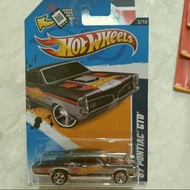 Hotwheels 67 pontiac gto