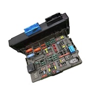 BMW E90 325I INNER FUSEBOX ENGINE