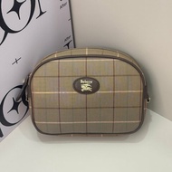 📍BURBERRY 化妝包改造