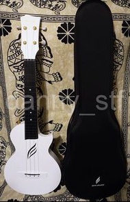 玩味之選👍🏻全新 ENYA NOVA U 碳纖維 Carbon Fiber 23" Ukulele - 白色 White