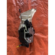Mercedes w202 w208 w210 door lock actuator driver side front right side