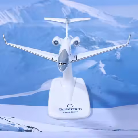 1PCS Gulfstream G650ER 1/200 Scale Diecast Model Airplane Plane Model Gulfstream G650 Aircraft Airpl