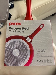 Pyrex 24 cm frypan 平底鑊