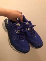 Hoka one one 行山鞋