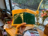 法國料光面寶石綠色手工鱷魚皮革銀包