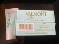 Valmont Renewing pack