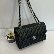 Chanel CF23 黑銀荔枝牛  99新 全配台灣購證
