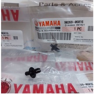 RIVET YAMAHA sold per piece