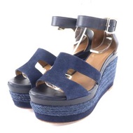 愛馬仕 (HERMES) 女士草編鞋，成色極佳，銀色五金配件，搭扣飾有品牌標誌，皮革點綴，麂皮材質，海軍藍，36碼，西班牙製造。