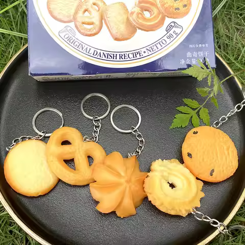 Simulation Pastry Keychain Butter Cookies Keychain Snacks Model Key Chain School Bag Pendant Jewelry