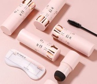 O. TWO. O - *附眉刷+畫眉輔助器*自然立體持妝氣墊眉粉1.5g #02深咖棕(平行進口)(6973263791579)