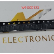 (Combo of 10) Zener Diode BZT52C5V6 5.6V W9 SOD123 (Combo)