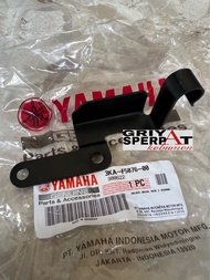 3KA-F5876-00 BREKET KLEM SELANG REM DEPAN RX KING ASLI ORIGINAL YAMAHA