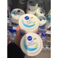 Nivea Moisturizing Cream