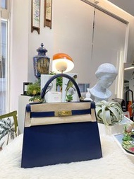 Hermes Kelly 28。blue saphir 金扣