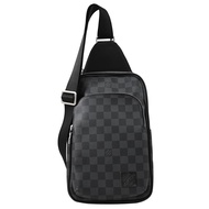 Louis Vuitton LV N45302 Avenue NM 經典黑灰棋盤格單肩胸口/後背包