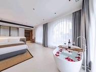 Anlan. Echo Valley Resort (Yangmeikeng Juediaosha Branch)