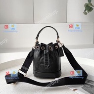 Original Coach Dempsey Drawstring Bucket Bag Crossbody097